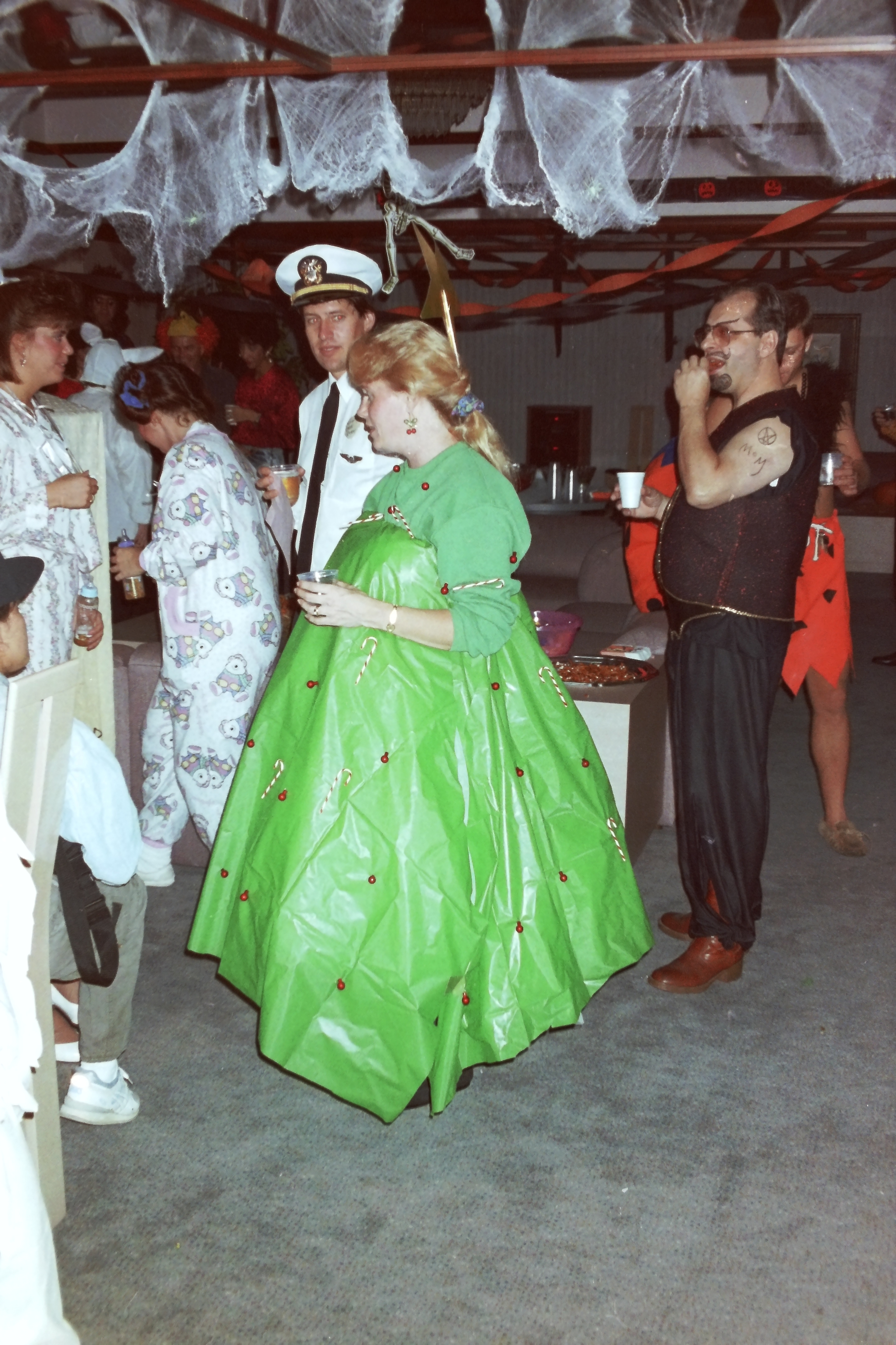 1992_10_Halloween_Party-0032