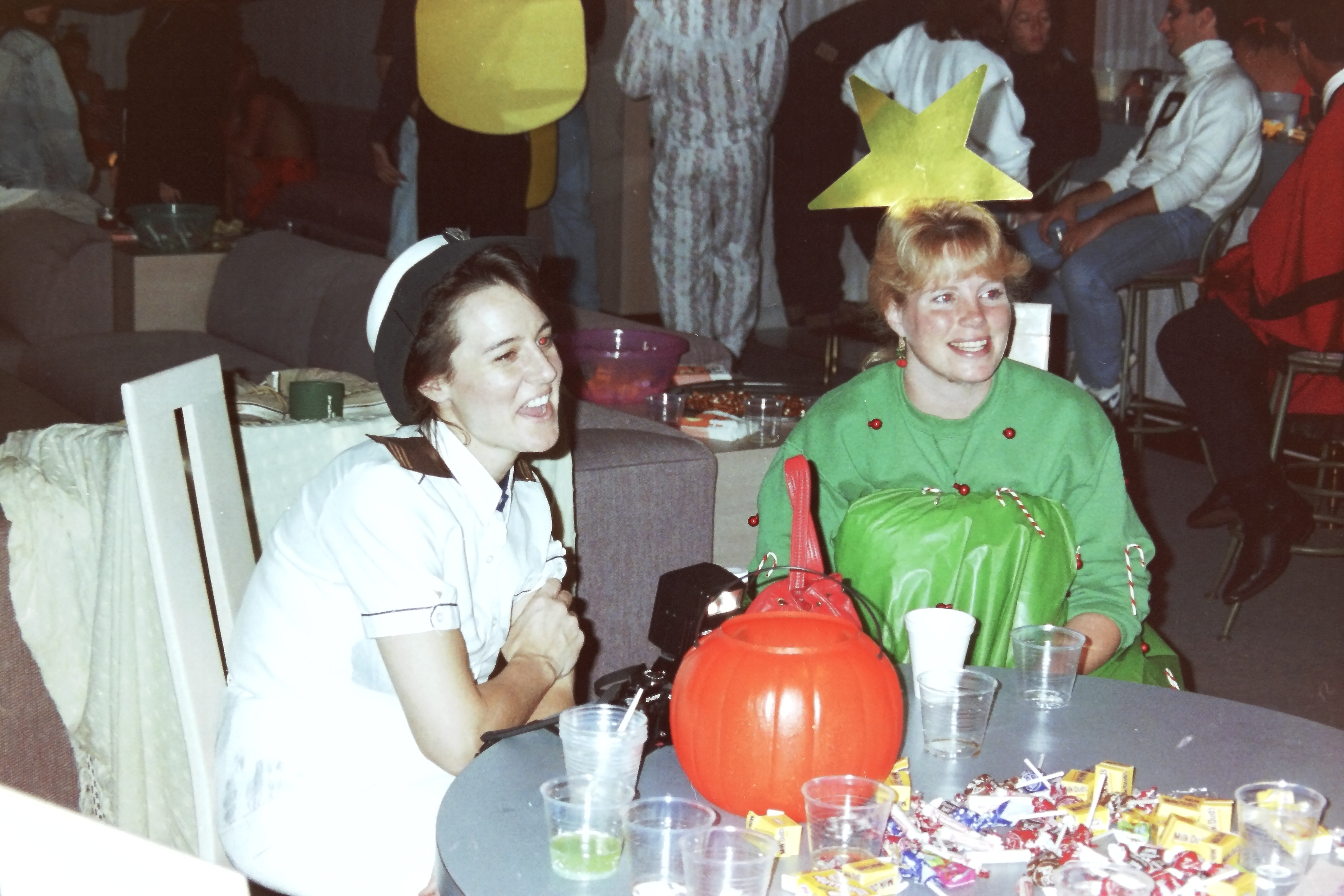 1992_10_Halloween_Party-0040